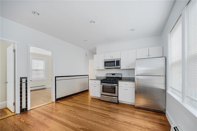 Photo - 112 Kimball St Unidad 1