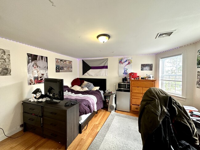 Photo - 107 Fisher Ave Unit 1