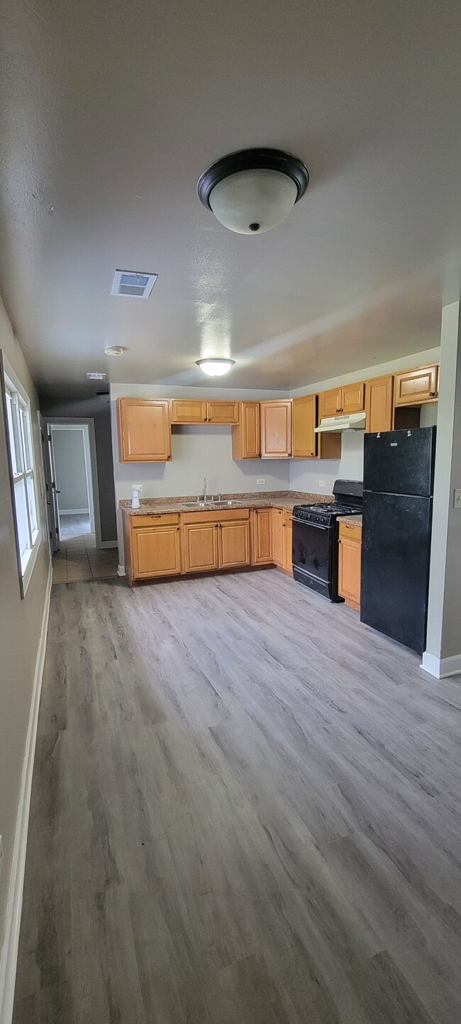 Photo - 22223 Karlov Ave