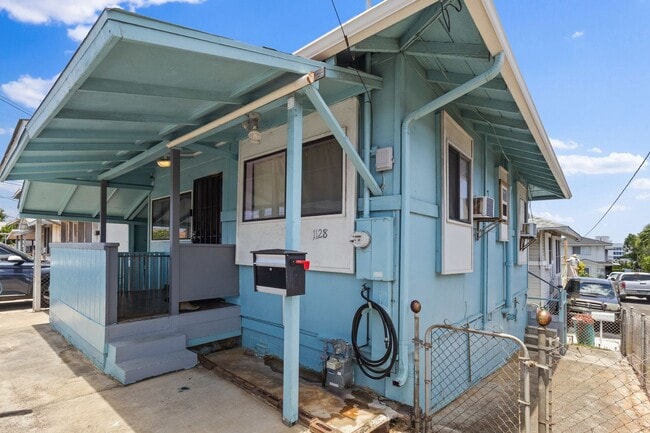 Building Photo - 1128 2nd Ave Rental
