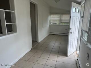 Building Photo - 507 Barton Ave Rental