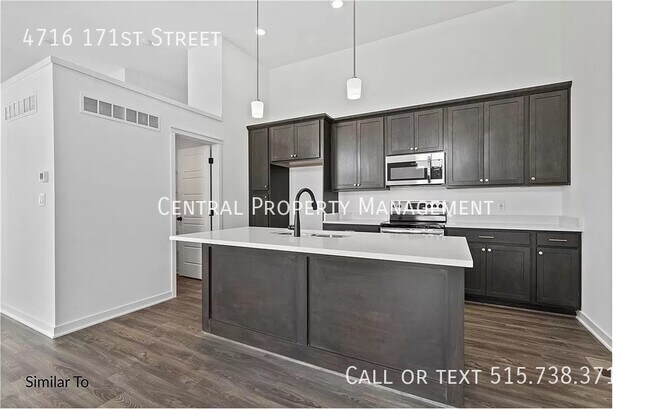 Photo - 4716 171st St