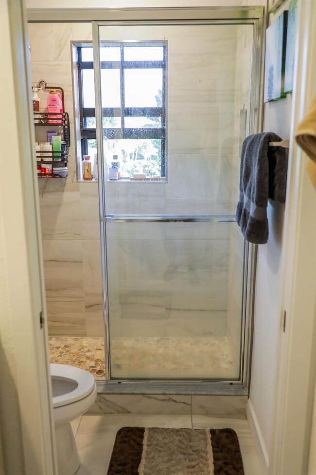 Photo - 148 SE 5th Ct