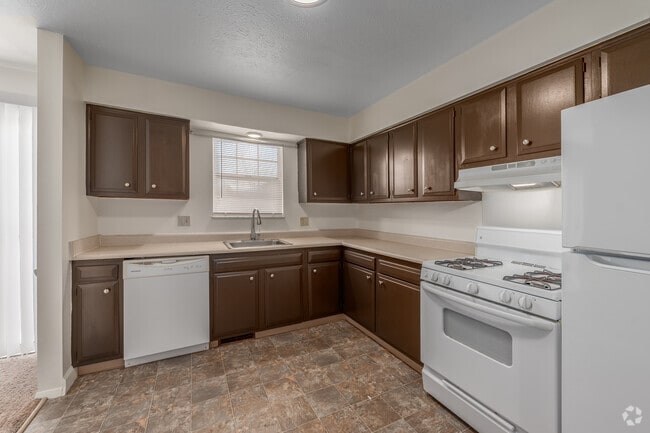 3BR, 1.5BA - 1,300SF - Kitchen