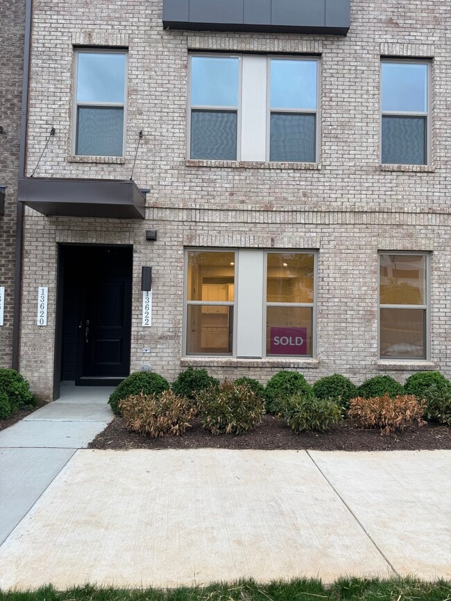 Main view - 13622 Innovation Station Loop Townhome