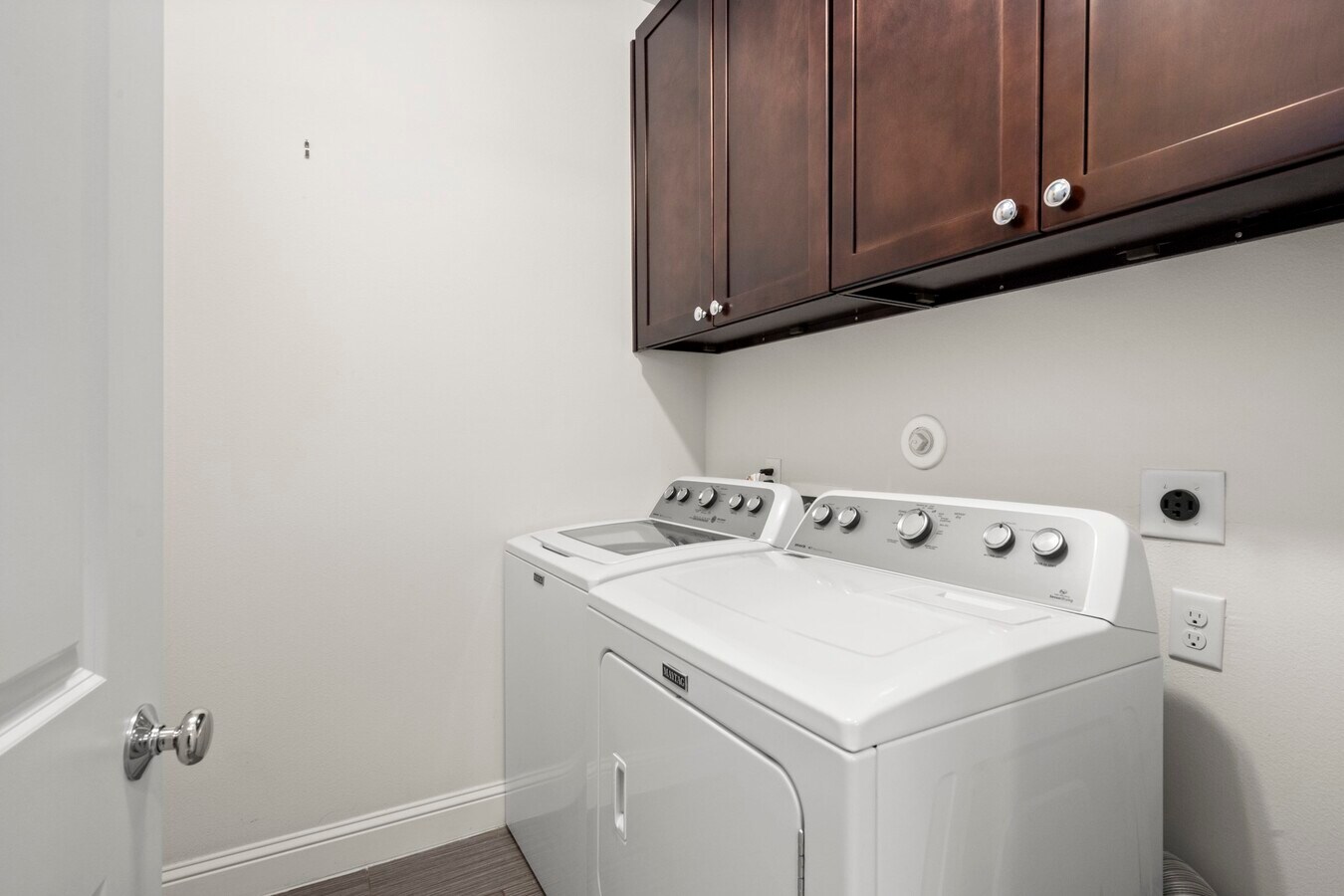 Photo - 742 W 24th St