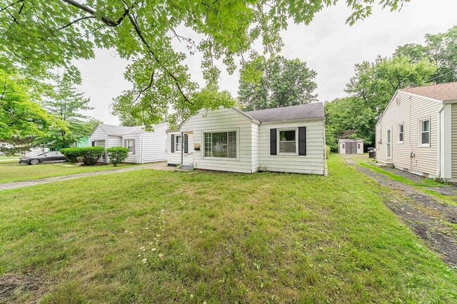 Photo - 2533 Greenvale Rd