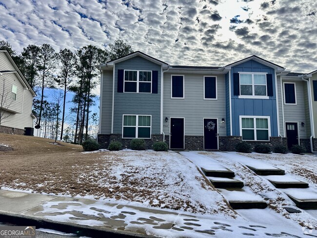 Building Photo - 4462 Pinscher St Rental