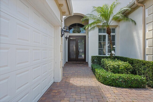 12200 Sunnydale Dr
