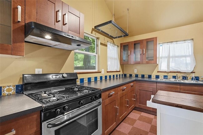 Photo - 2207 Santa Rita St