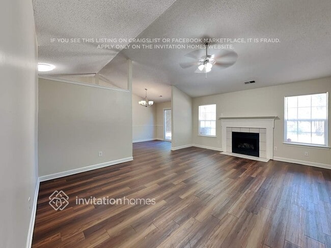 Photo - 2108 Genesis Dr