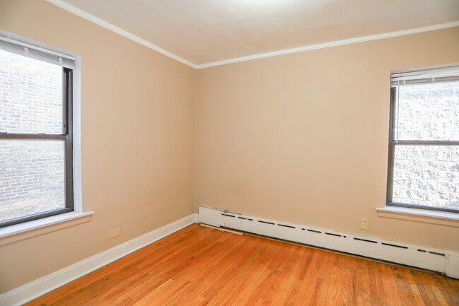 Photo - 5649 W Wellington Ave Unit #2N