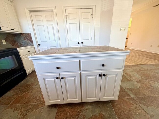 Photo - 40524 Cross Ridge Ave