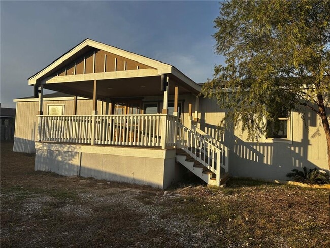 Photo - 120 Scarlet Ibis Pass