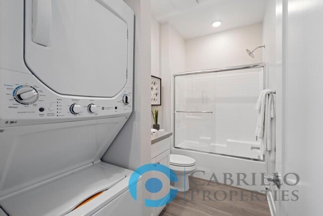 Photo - 1622 Neptune Ave Unit 1622