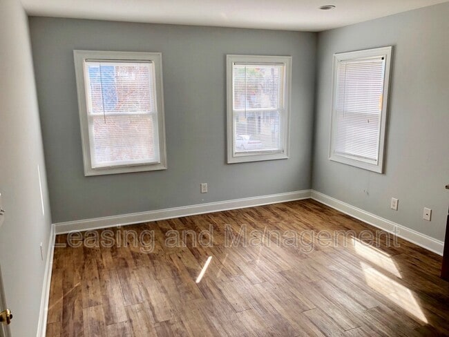 Photo - 16 Cannon St Unit 101