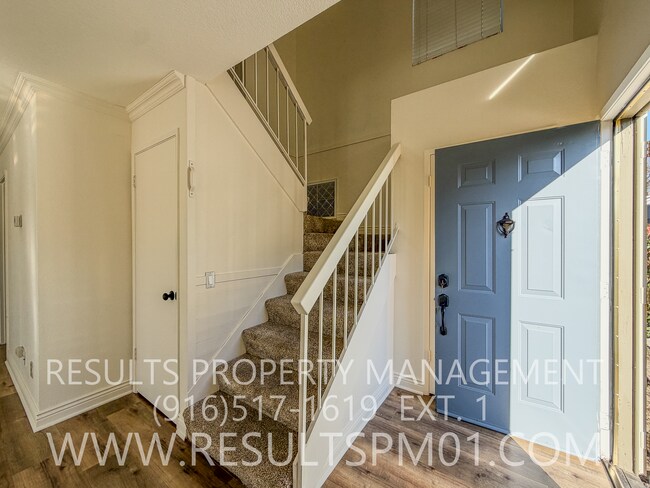 Photo - Cozy Roseville 3 Bed 2.5 Bath