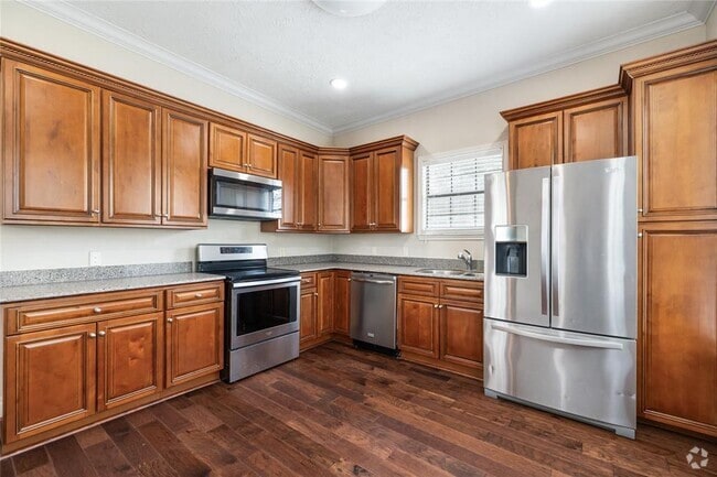 Building Photo - 1808 Fletcher St Rental