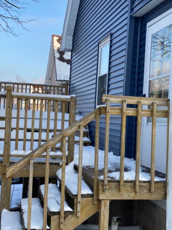 Photo - 228 Wilson Ave SW