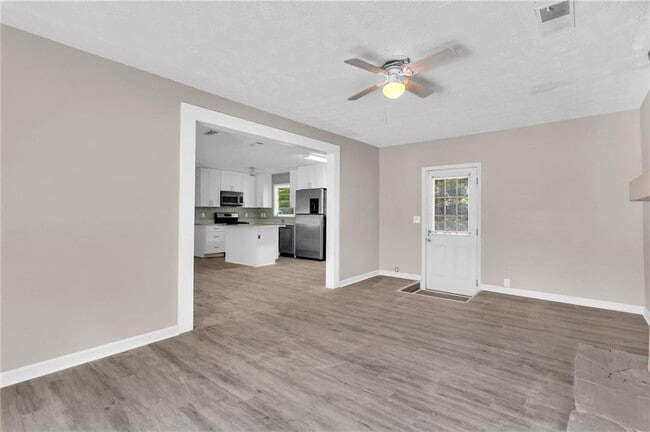 Photo - 2070 Twelve Oaks Cir