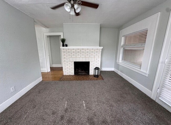 Photo - 1310 28th St N Unidad Upper