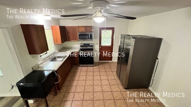 Photo - 526 S Thompson Ave