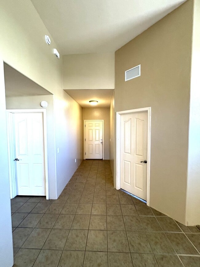 Photo - Great eastside location on cul-de-sac Four...