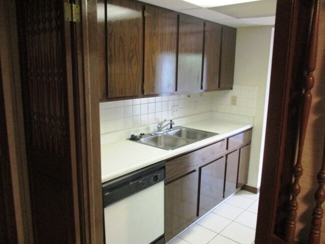 Photo - 320 Riley Dr