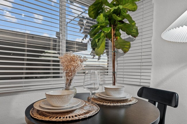 Photo - 334-40 Langley St Unidad ID1330861P