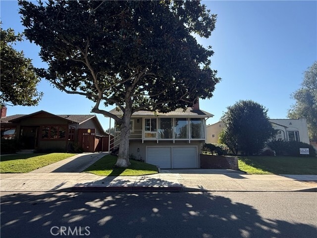 Building Photo - 1514 Engracia Ave