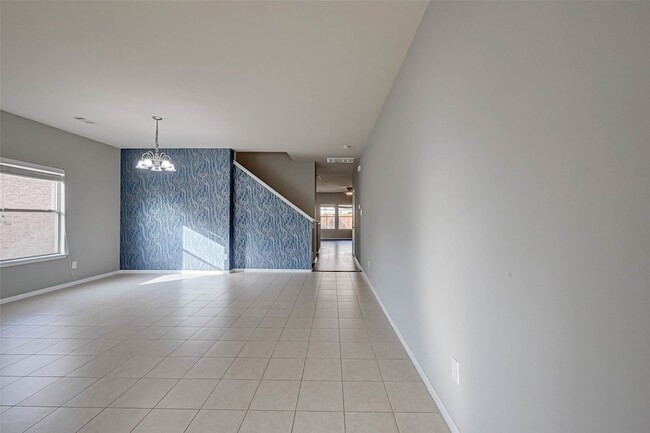 Photo - 502 Mornington Ln