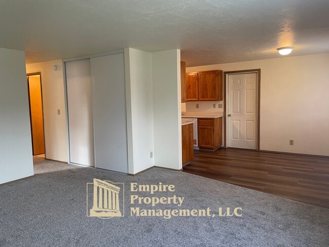 Photo - 3819 Dove Ln