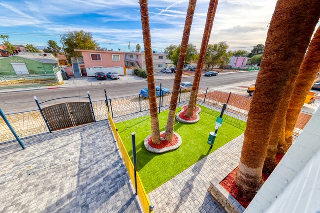 Photo - 406 S. 11th Street