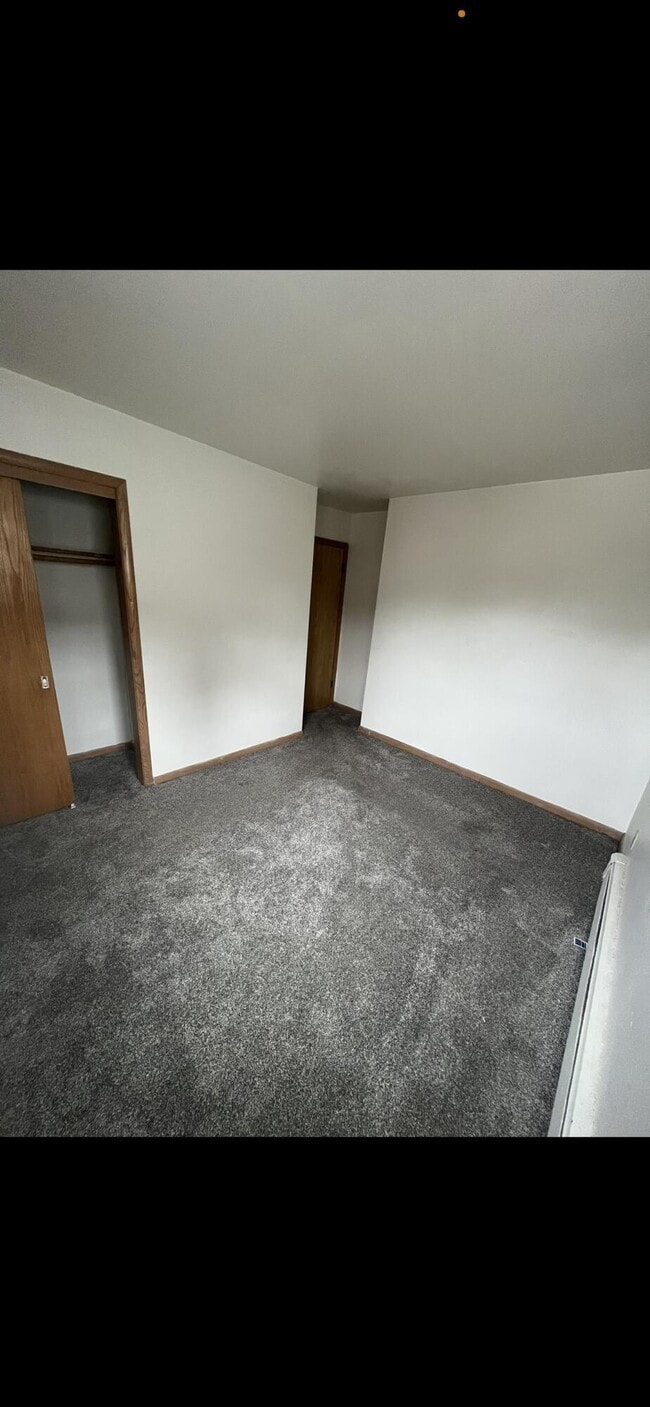 Photo - 1571 S 76th St