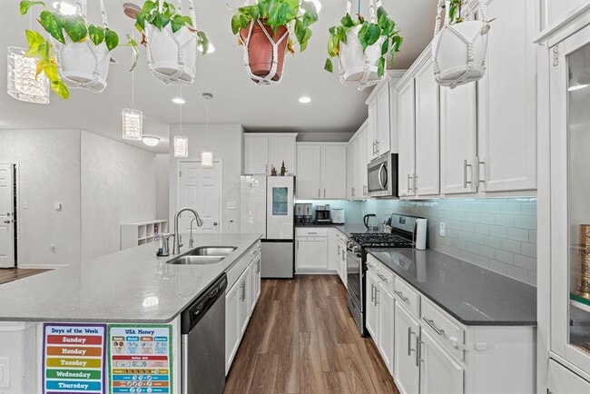 Photo - 133 Caney Cv