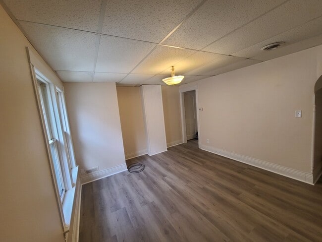 1046 W 1st St Unit Floor 2