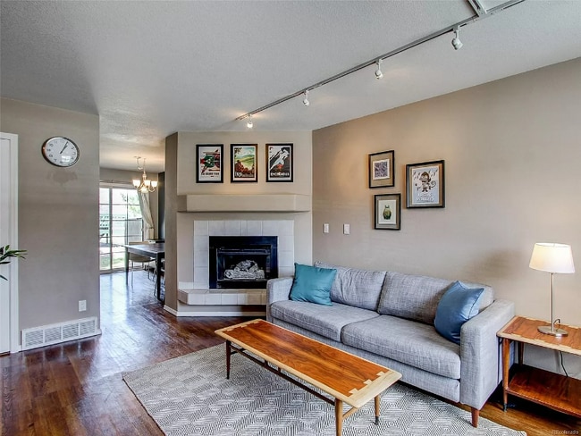 Photo - 6066 Colony Cir