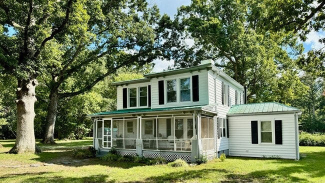 Building Photo - 2737 Huguenot Trail