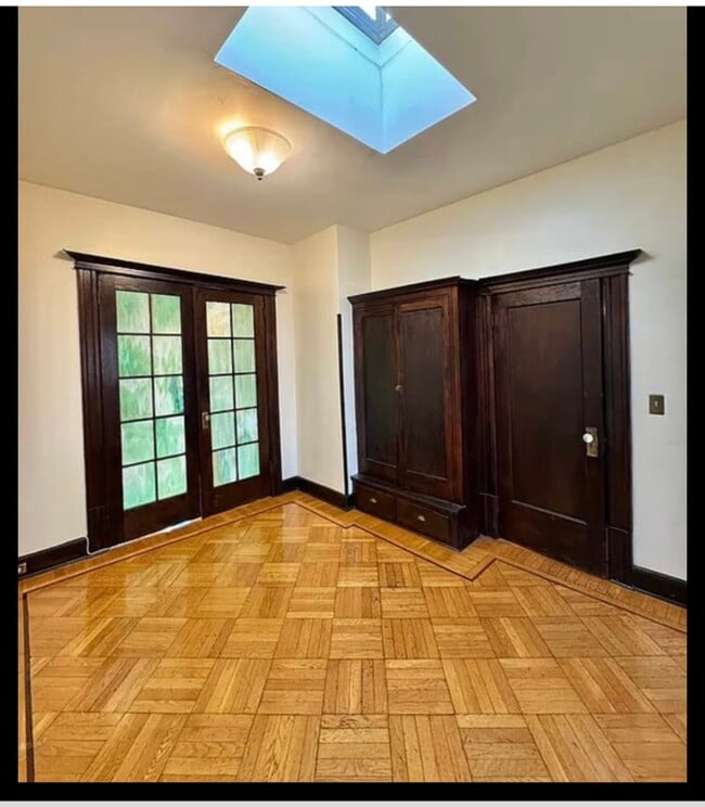 Photo - 1548 Union St