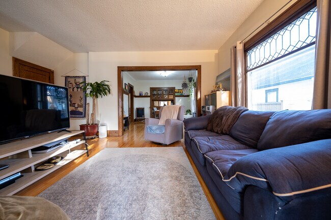 Photo - 3437 33rd Ave S
