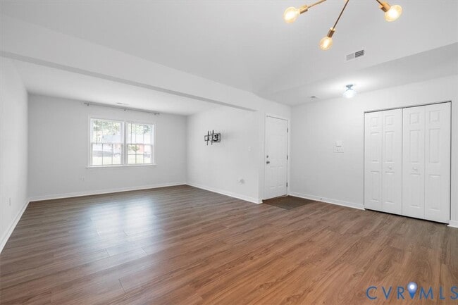 Photo - 7905 Tamarind Dr