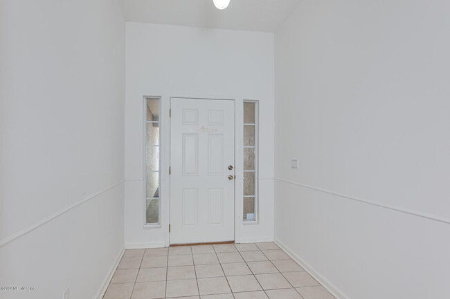 Photo - 8614 Derry Dr