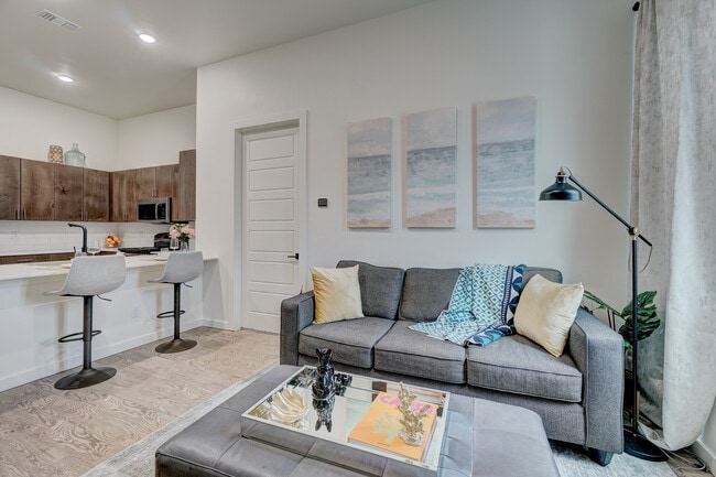 Photo - Campbell Apartments