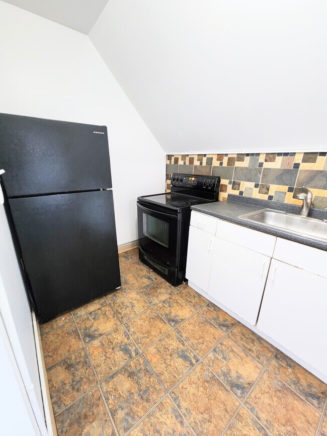 Photo - 728 N Sheridan Ave Unit 3