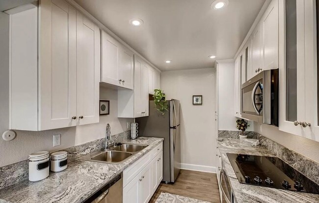 Photo - 8524 Via Mallorca