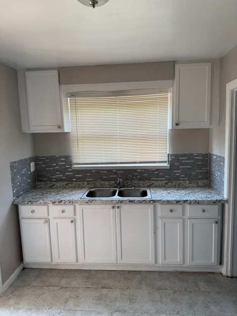 Photo - 9525 Robson St