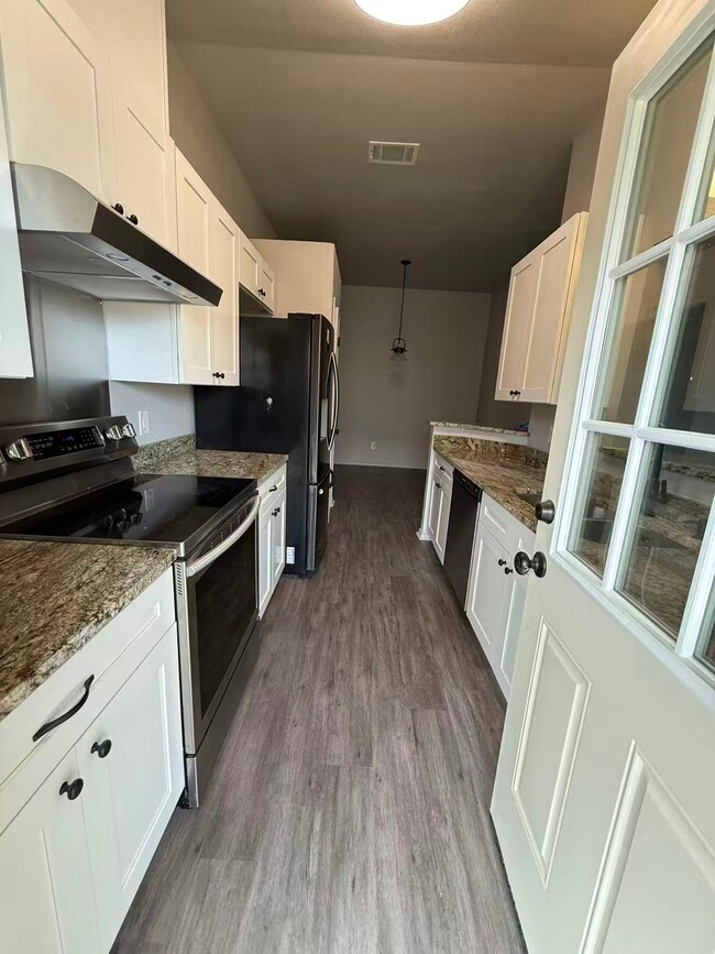 Photo - 4408 July Dr Unit A