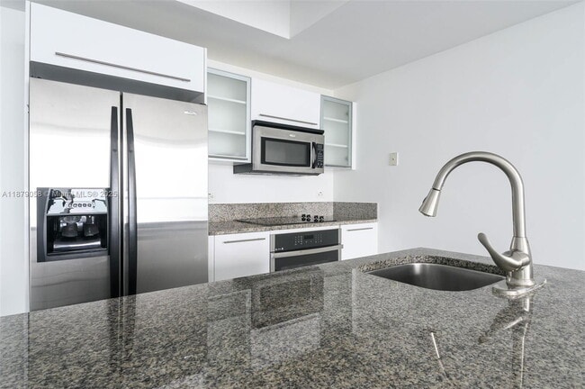 Photo - 888 Biscayne Blvd Unidad 3406