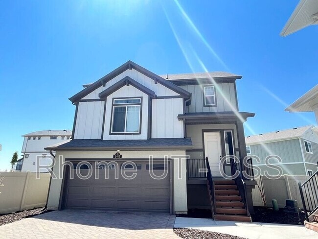Building Photo - 2415 N 3130 W Rental