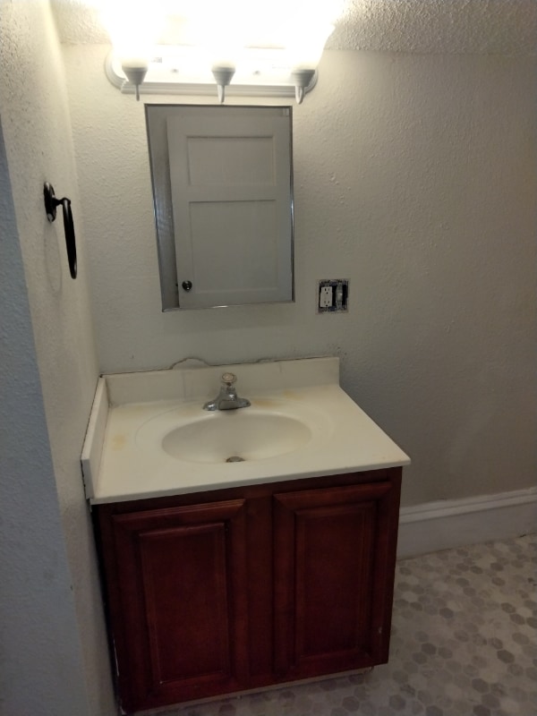 Photo - 17 W 27th St Unidad 3